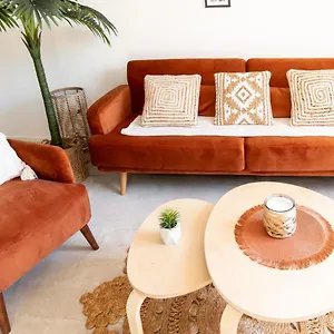  Hébergement de vacances Loursinade - Jolie Maison Avec Jacuzzi Et Jardin