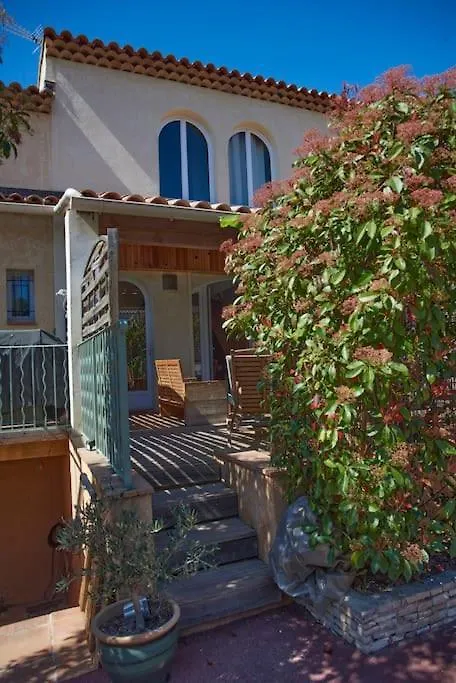 Prázdninový dům Le Cocon Du Sud Proche Plage Renecros Bandol Francie